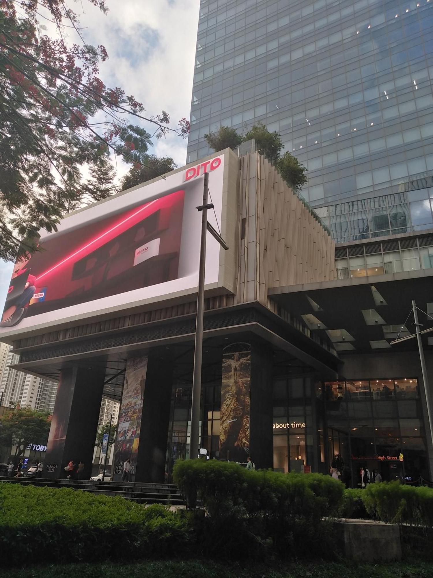2 Bedrooms Units Forbes Area 5Th Avenue Bgc Center Manila Exterior photo